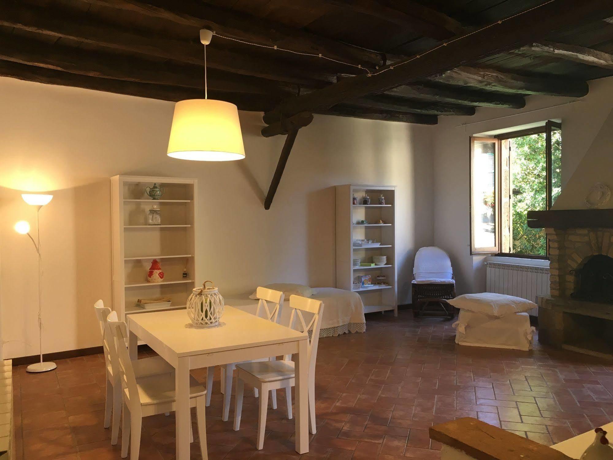 B&B Michelangeli - Private parking Orvieto Bagian luar foto